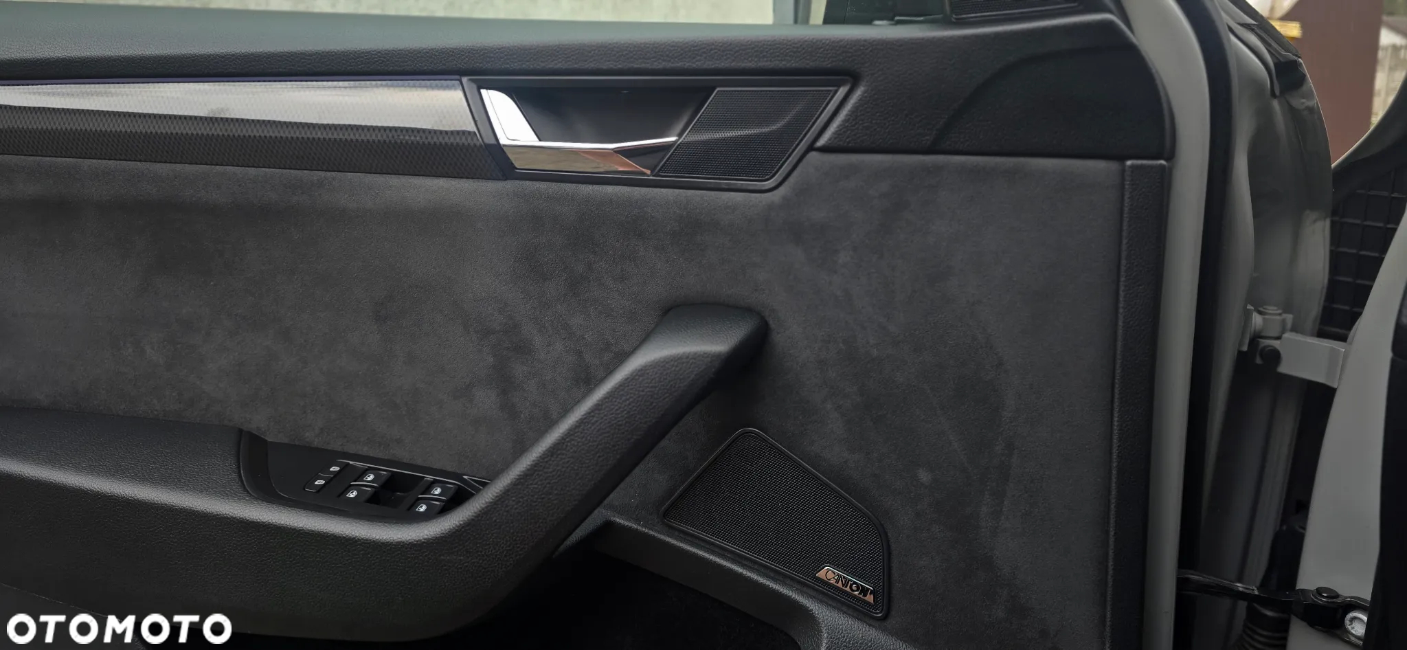 Skoda Superb 2.0 TDI Sportline DSG - 37