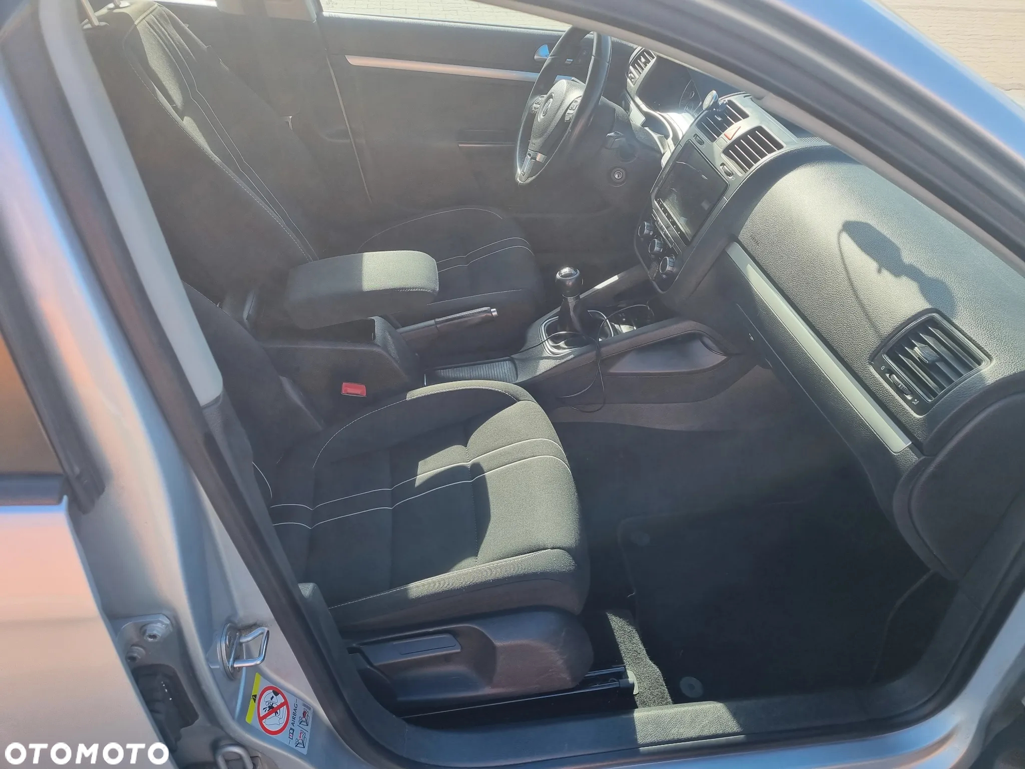 Volkswagen Jetta 1.4 TSI Trendline - 13