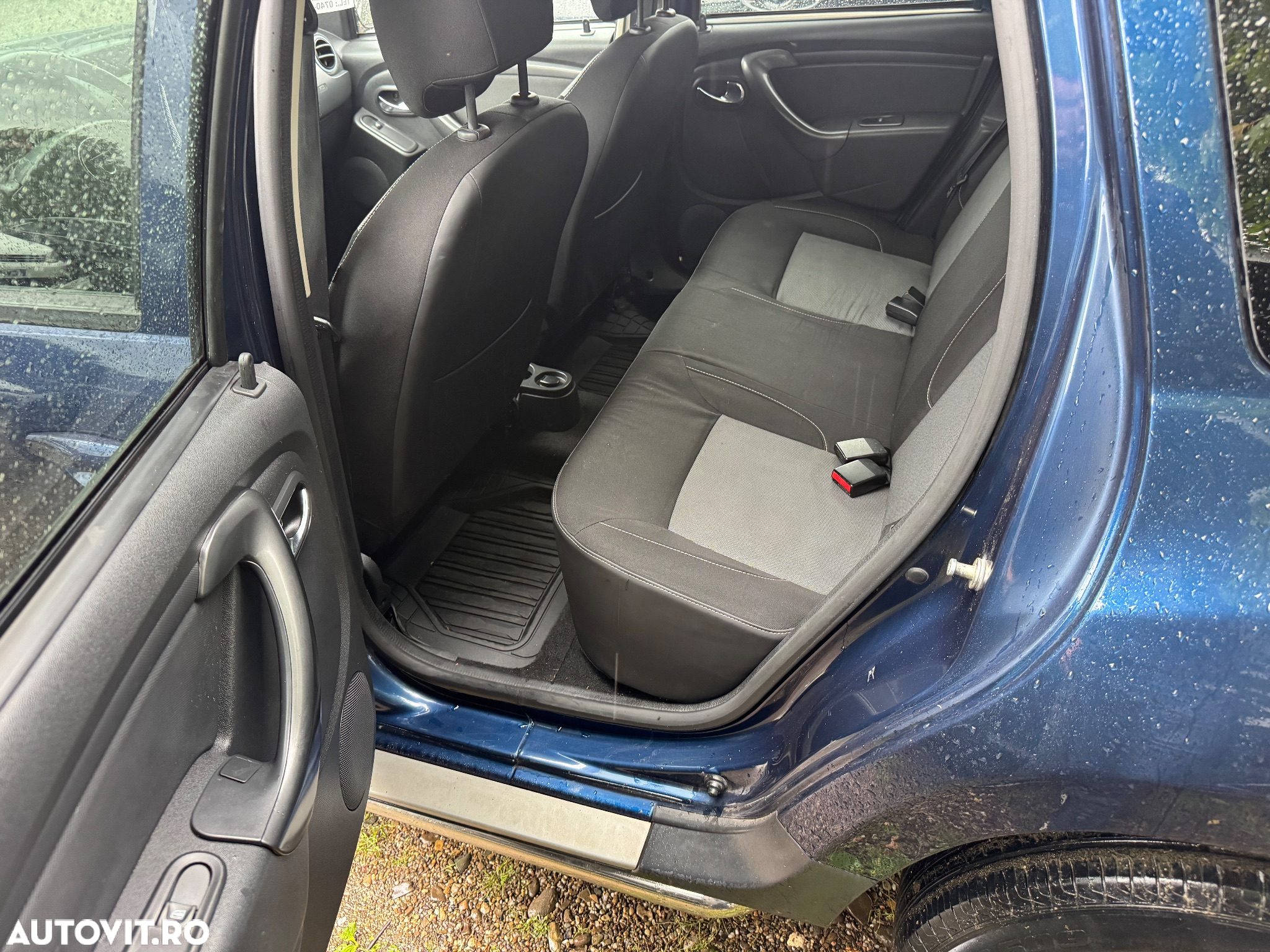 Dacia Duster 1.5 dCi 4x2 Laureate - 9