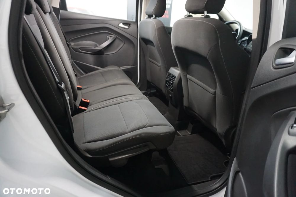 Ford Kuga 2.0 TDCi 2x4 SYNC - 21