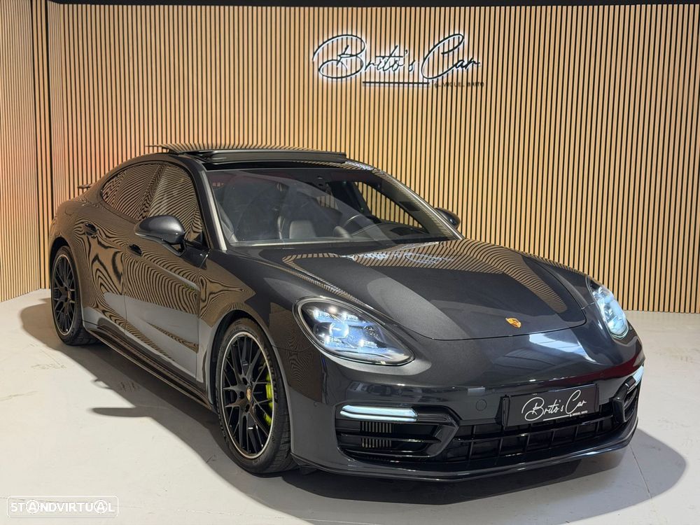 Porsche Panamera 4S E-Hybrid - 1