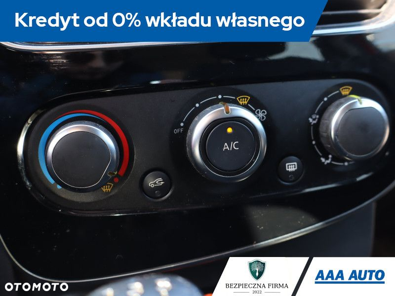 Renault Clio - 13