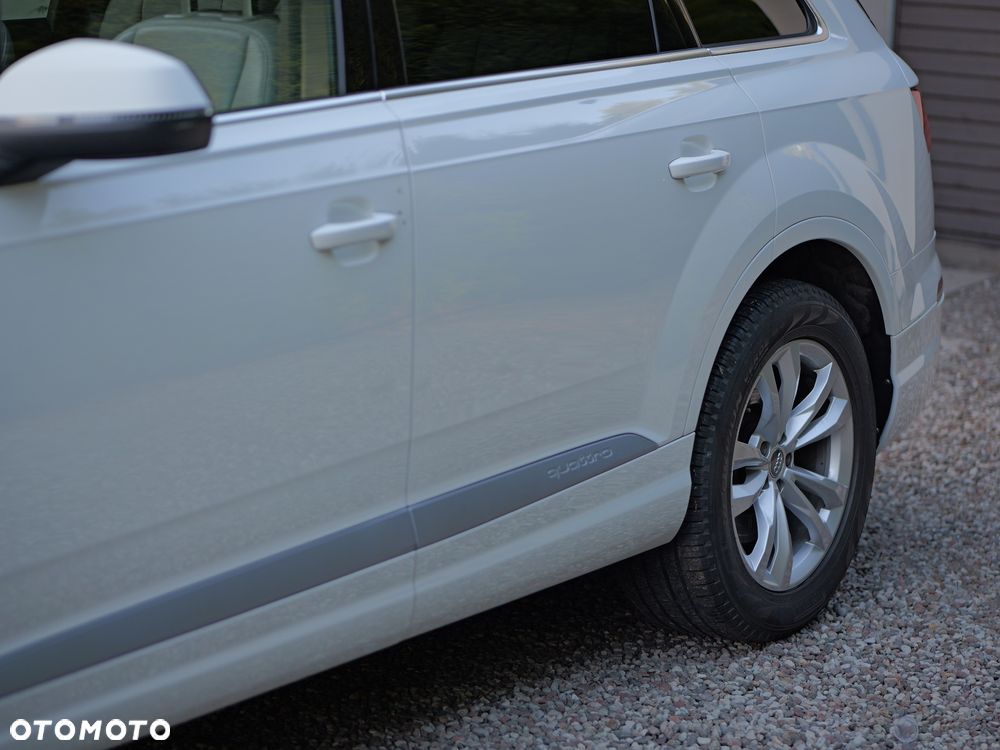 Audi Q7 - 19