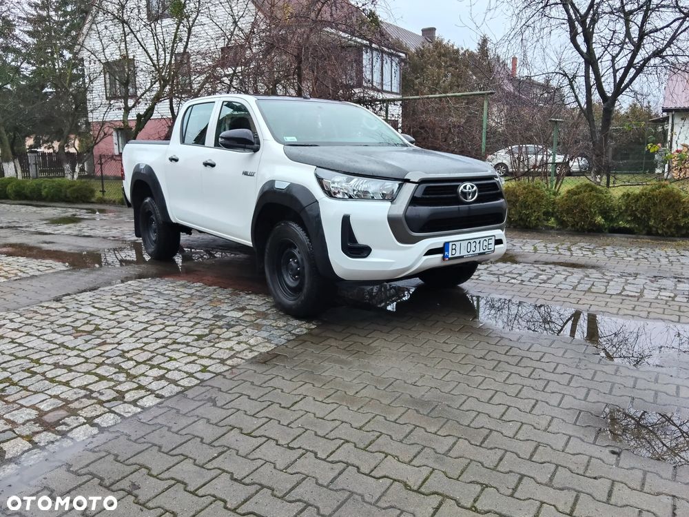 Toyota Hilux - 4