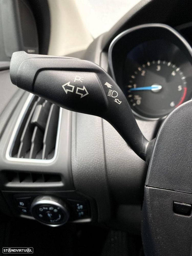 Ford Focus 1.5 TDCi Titanium - 14
