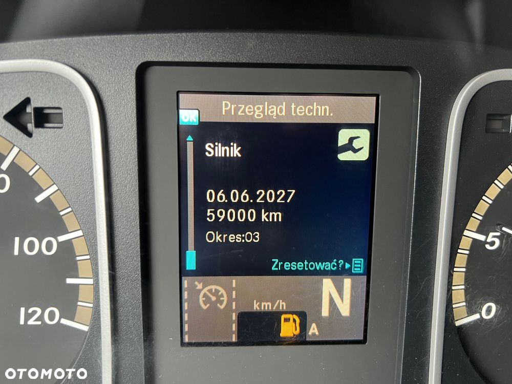 Mercedes-Benz ATEGO - 36