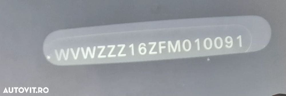 Volkswagen Jetta 2.0 TDI Comfortline - 6