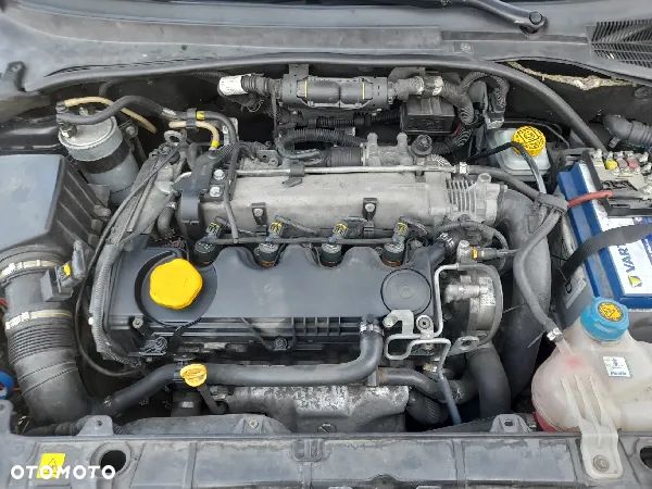939A7000 kompletny silnik 1.9 Alfa Romeo 147 JTD Multijet 939 A7.000 8V 85kW - 1