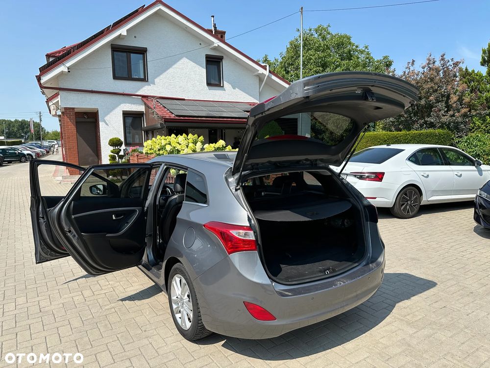 Hyundai i30 - 25