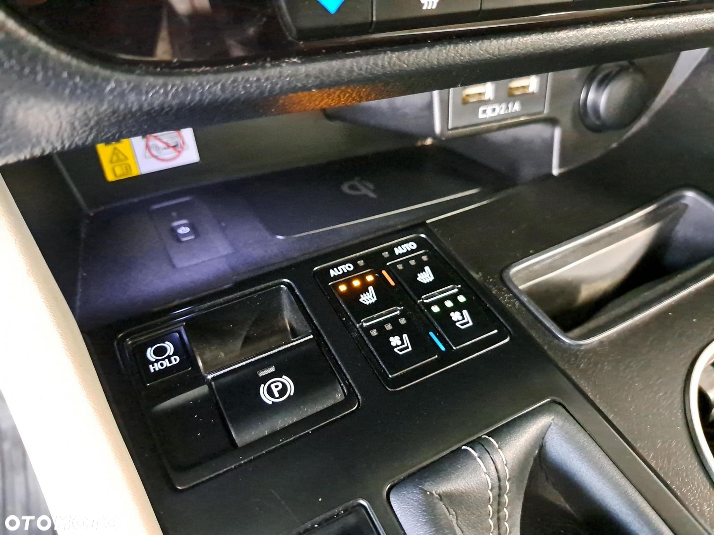 Lexus RX 450h F-Impression - 27