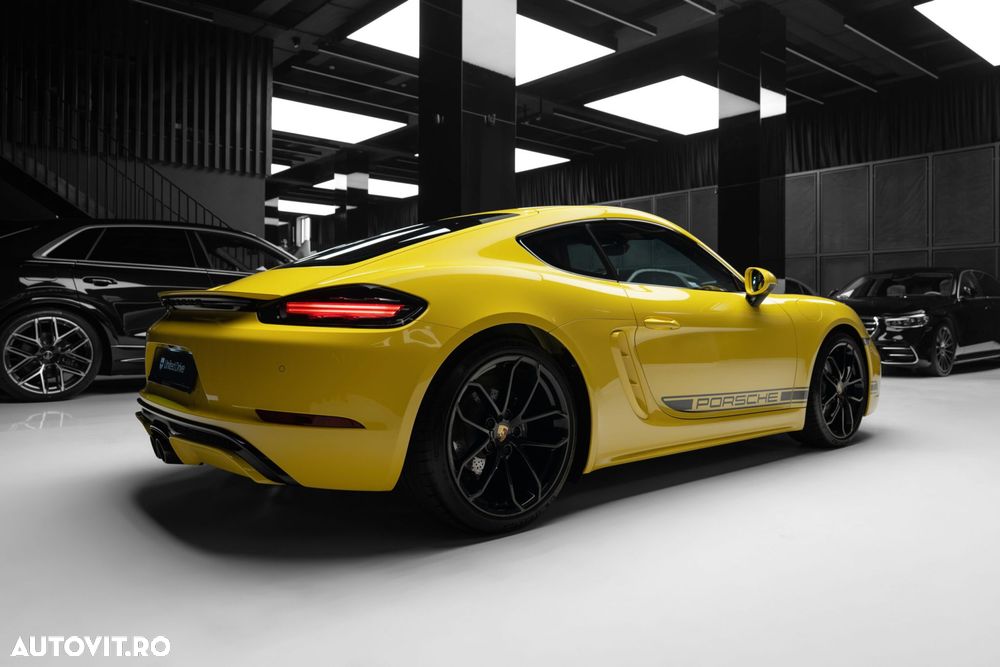 Porsche Cayman - 10