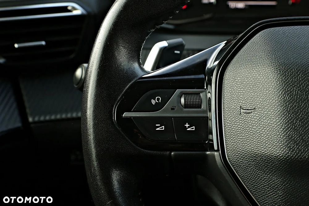 Peugeot 2008 - 24
