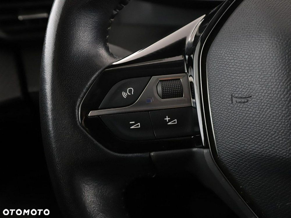 Peugeot 2008 Allure - 32