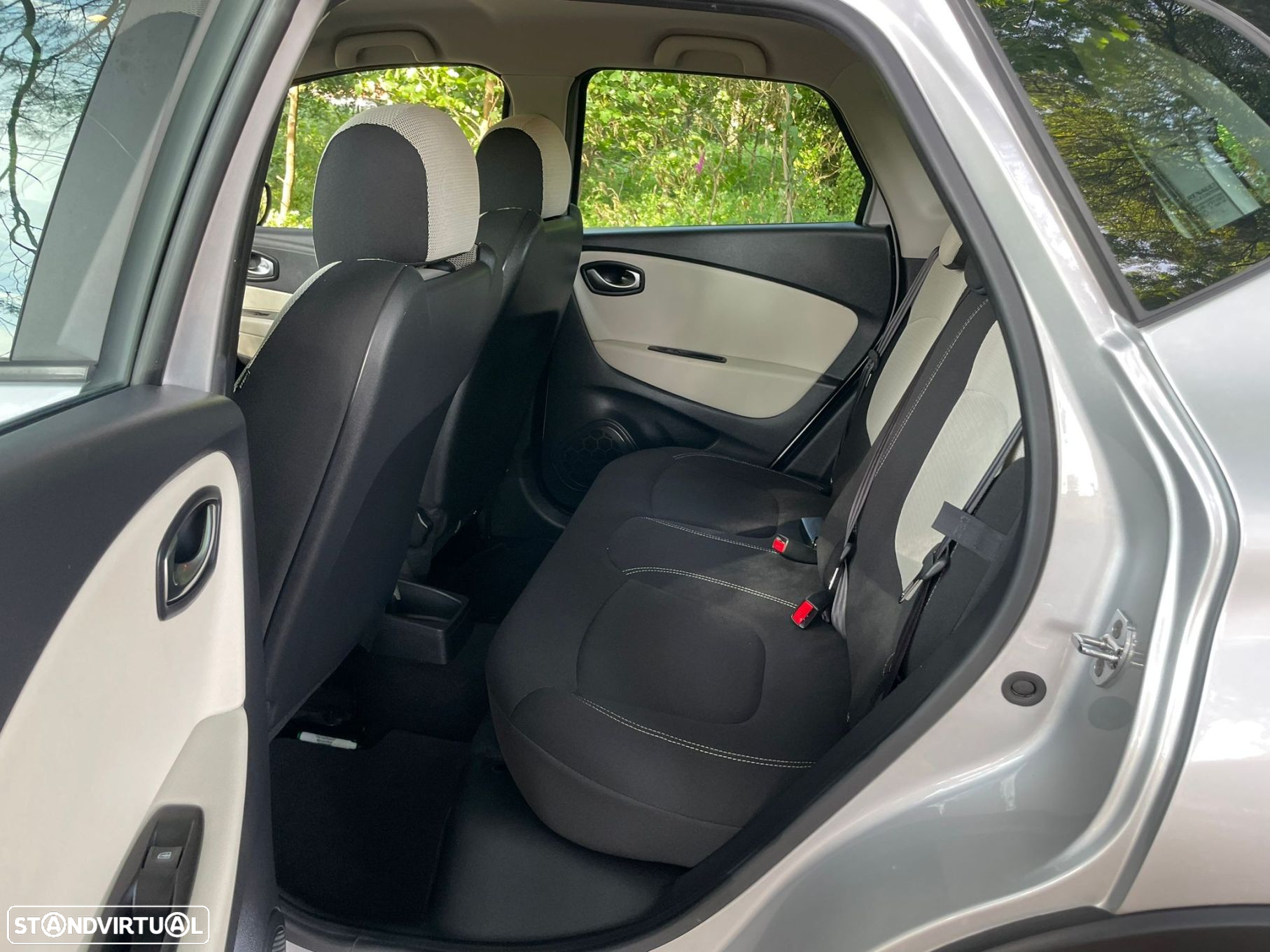 Renault Captur (ENERGY) TCe 90 INTENS - 19