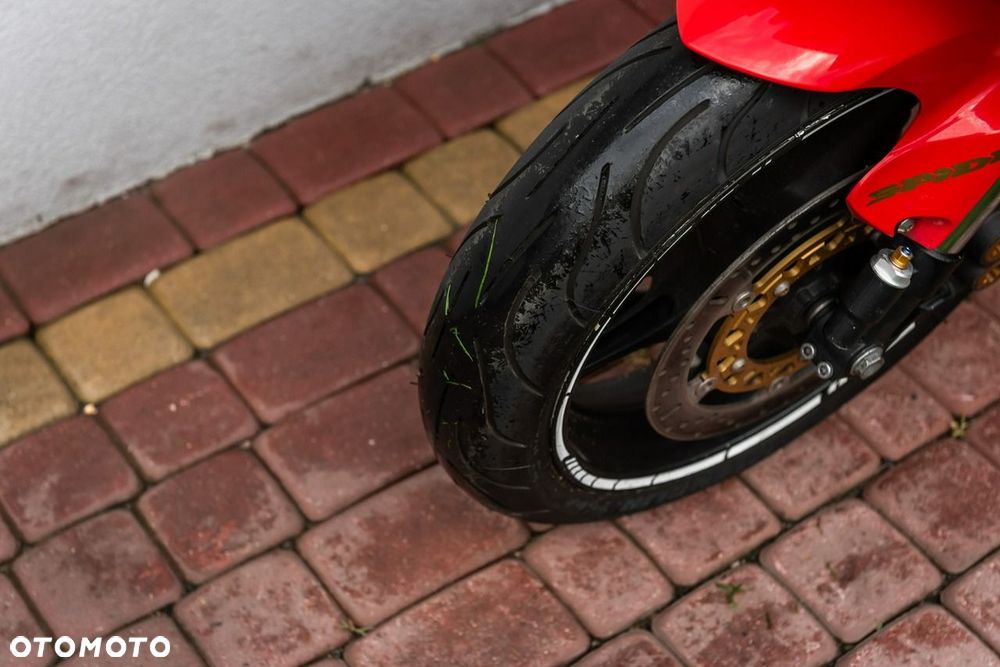 Yamaha R6 - 9