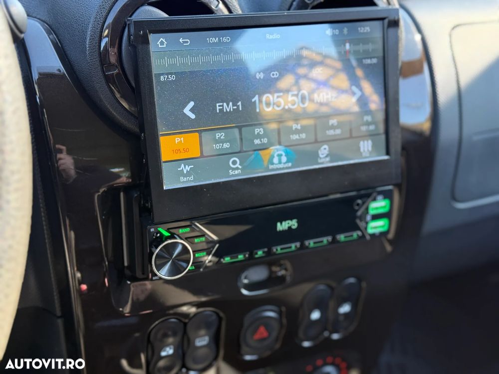 Dacia Duster 1.6 4x4 Ambiance - 17