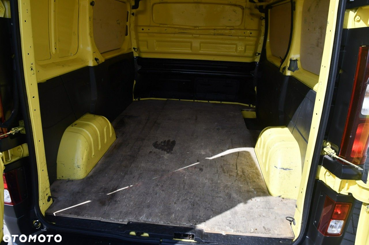 Renault Trafic - 18