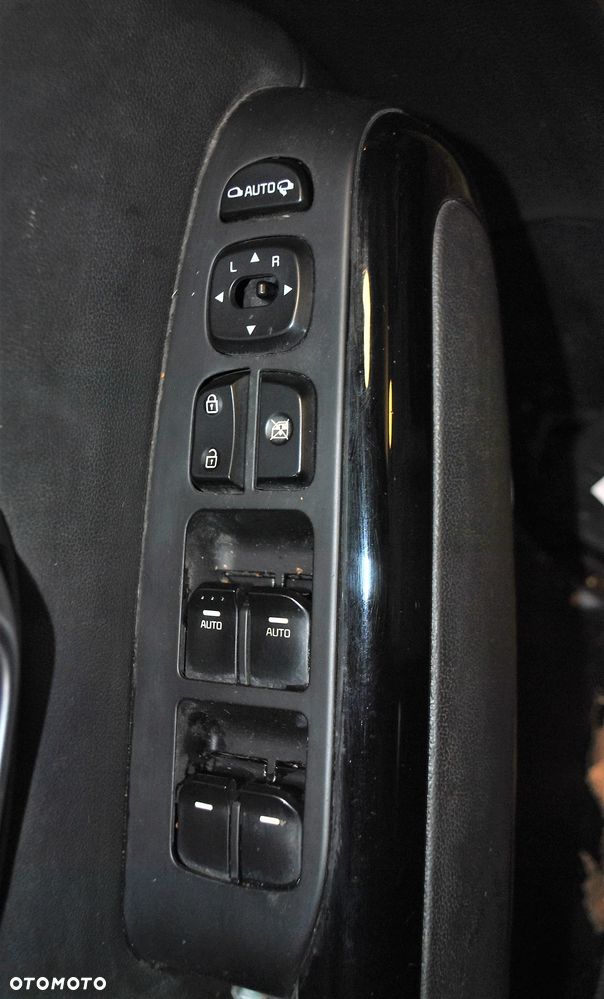 Przełącznik szyb lewy przód KIA Soul II - 2