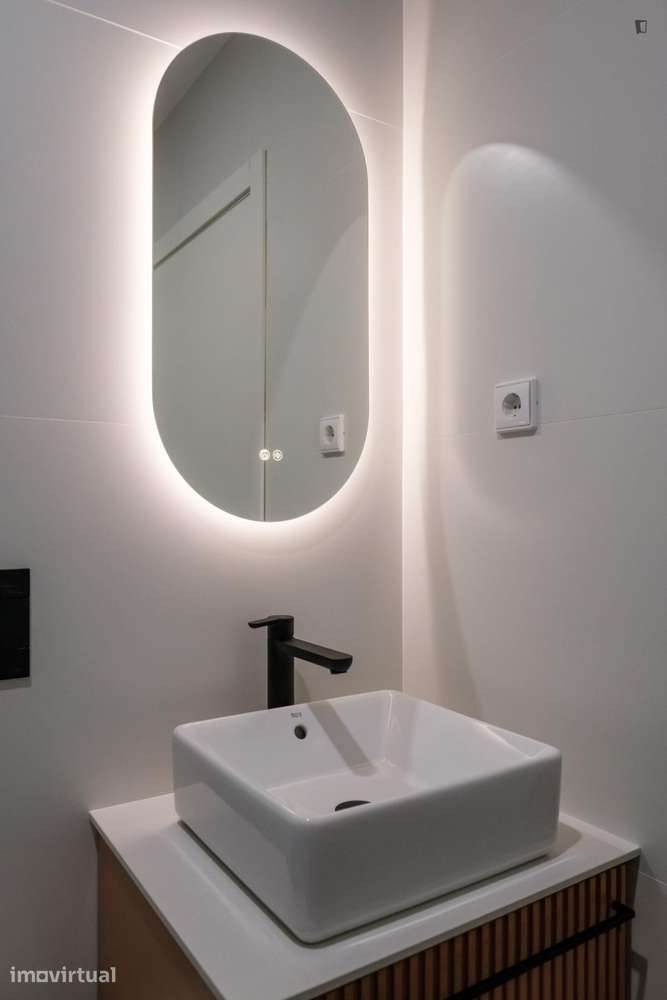 Quarto - localizado em Paranhos Porto - Grande imagem: 5/28