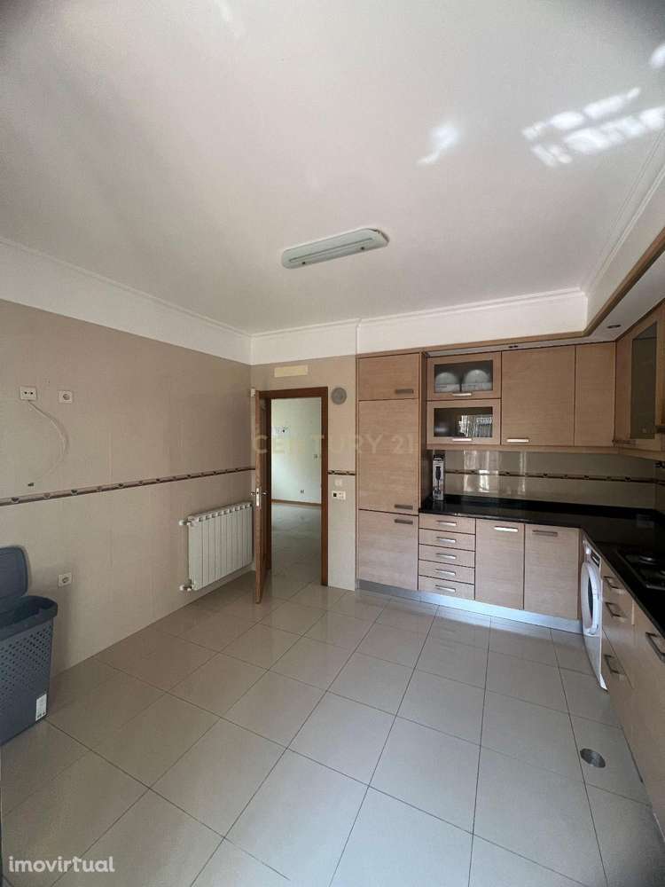 Moradia Espetacular em Vila Franca de Xira  com Garagem - Grande imagem: 2/9