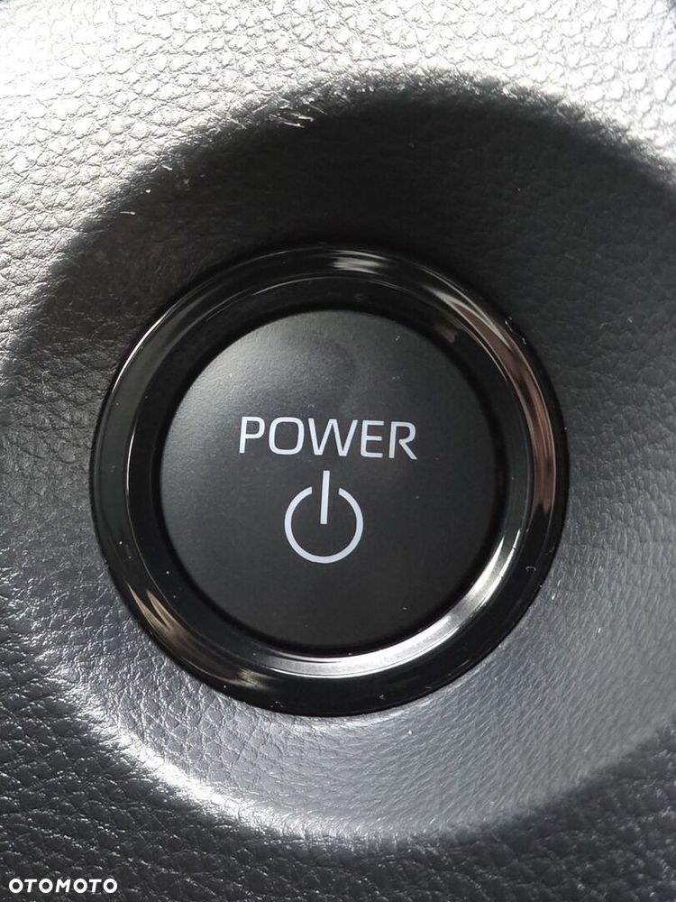 Toyota Corolla Cross 2.0 Hybrid Executive - 29