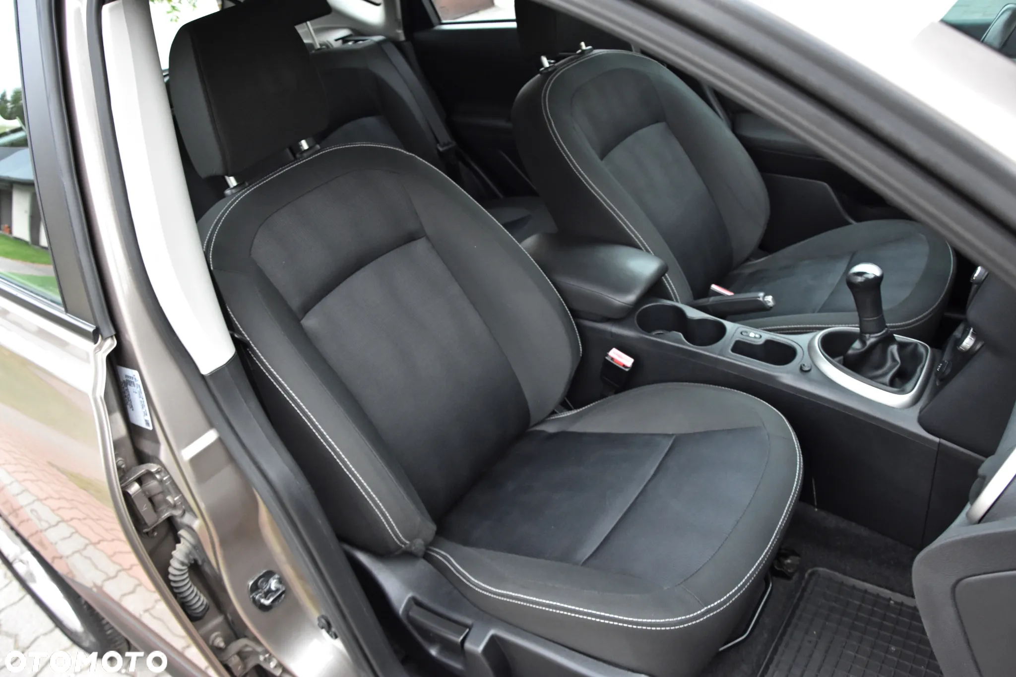 Nissan Qashqai - 13