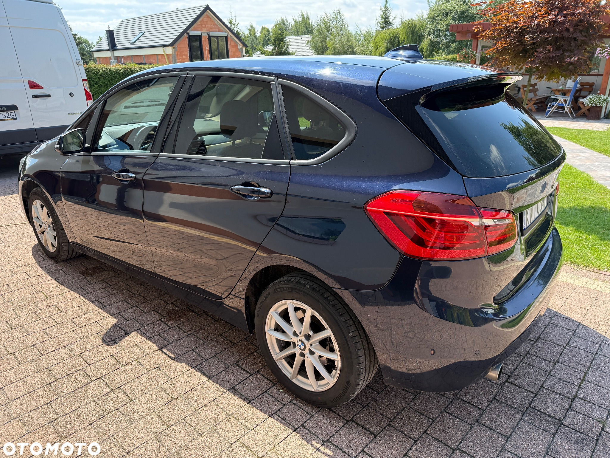 BMW Seria 2 216d Active Tourer Luxury Line - 2
