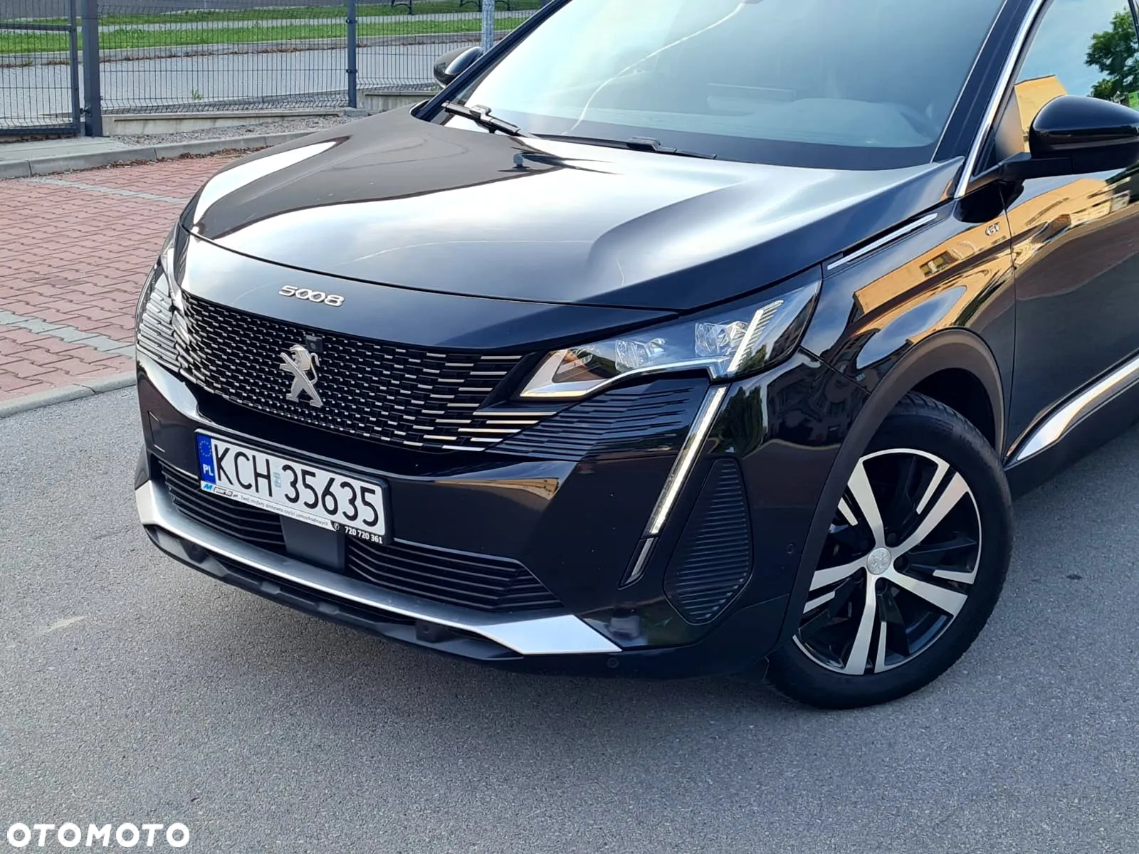 Peugeot 5008 1.6 PureTech GT S&S EAT8 - 34