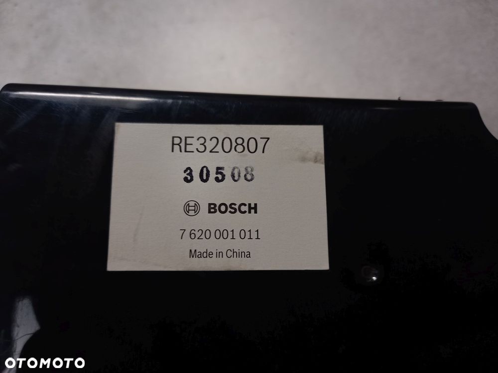 Głośnik subwoofer Bosch 7 620 001 011 John Deere 7280R - 2