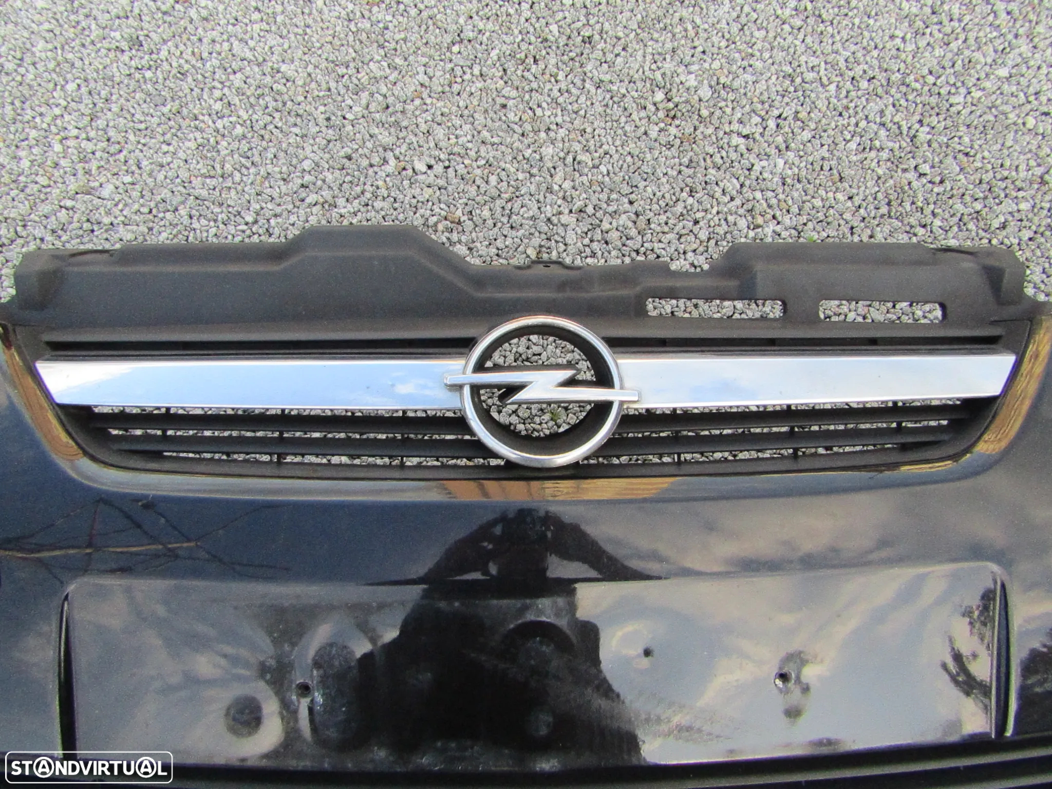 Friso emblema cromado de para-choques OPEL CORSA C ano 2005 Original - 7