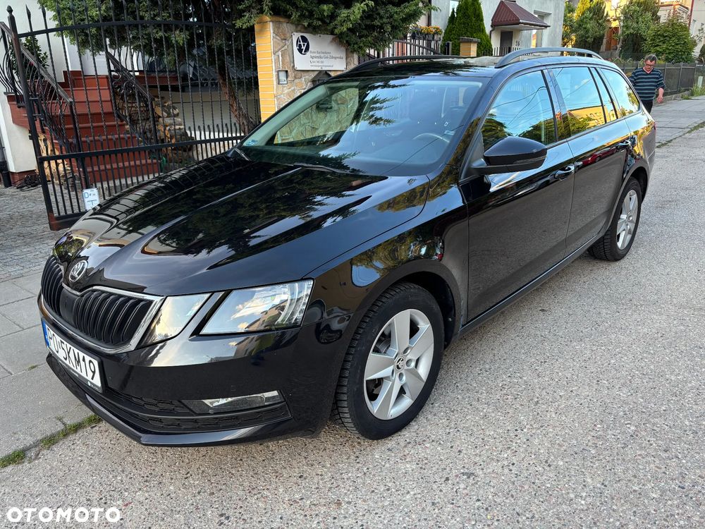 Skoda Octavia 2.0 TDI SCR Ambition DSG - 2