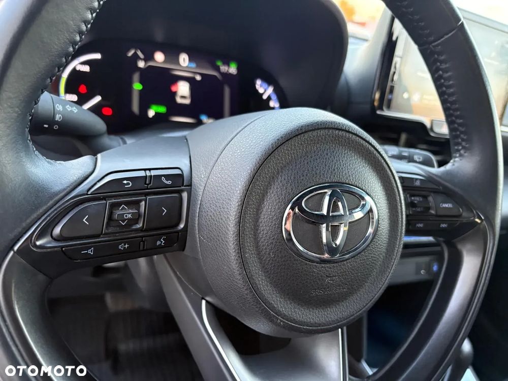 Toyota Yaris Cross Hybrid 1.5 Comfort 4x4 - 14