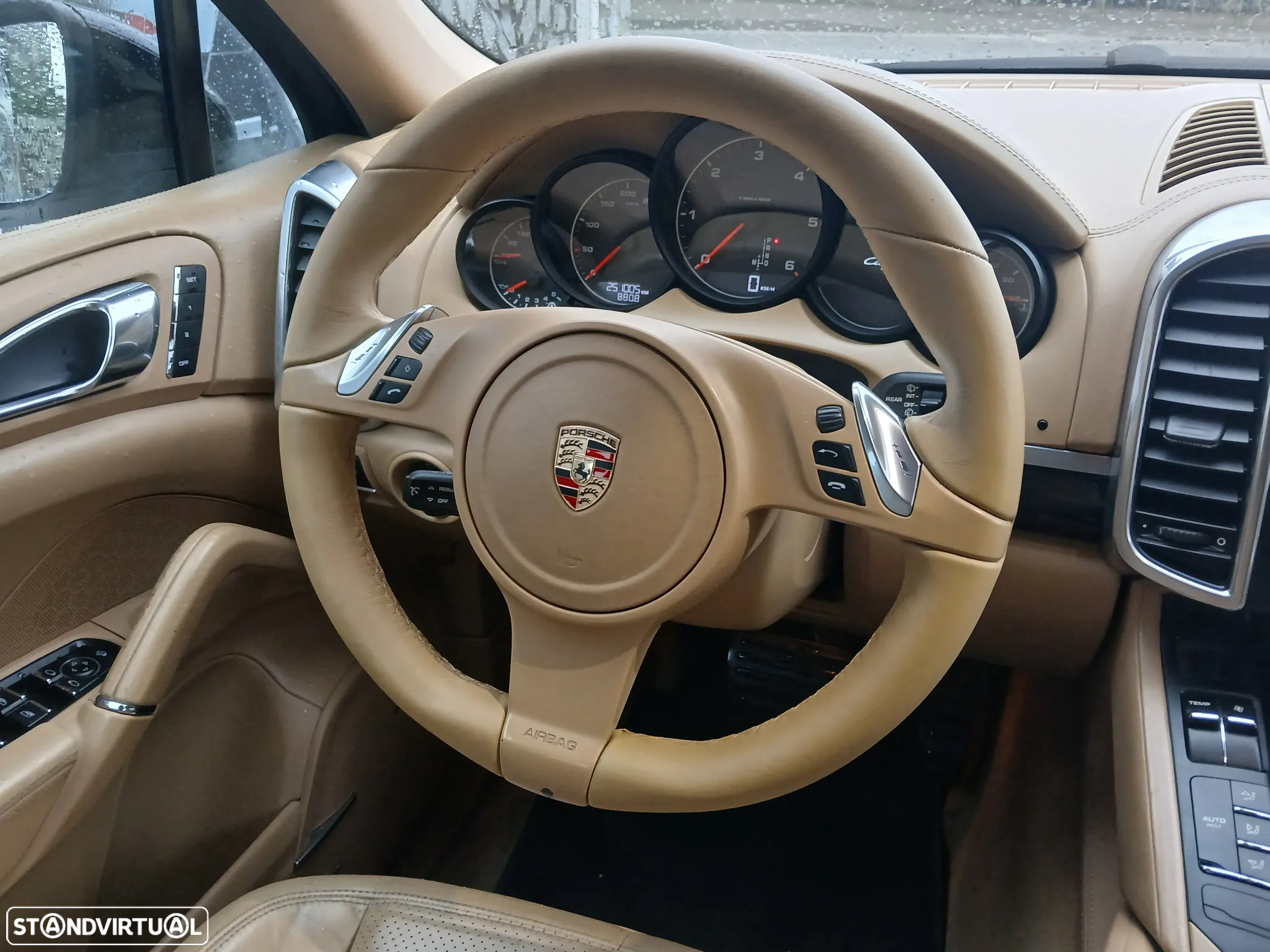 Porsche Cayenne - 28