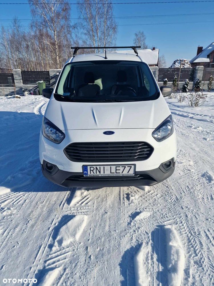 Ford Transit Courier - 2