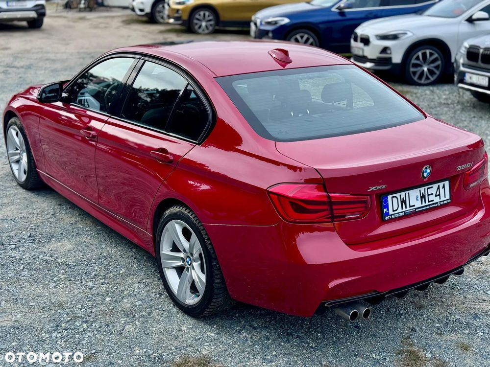 BMW Seria 3 328i - 6