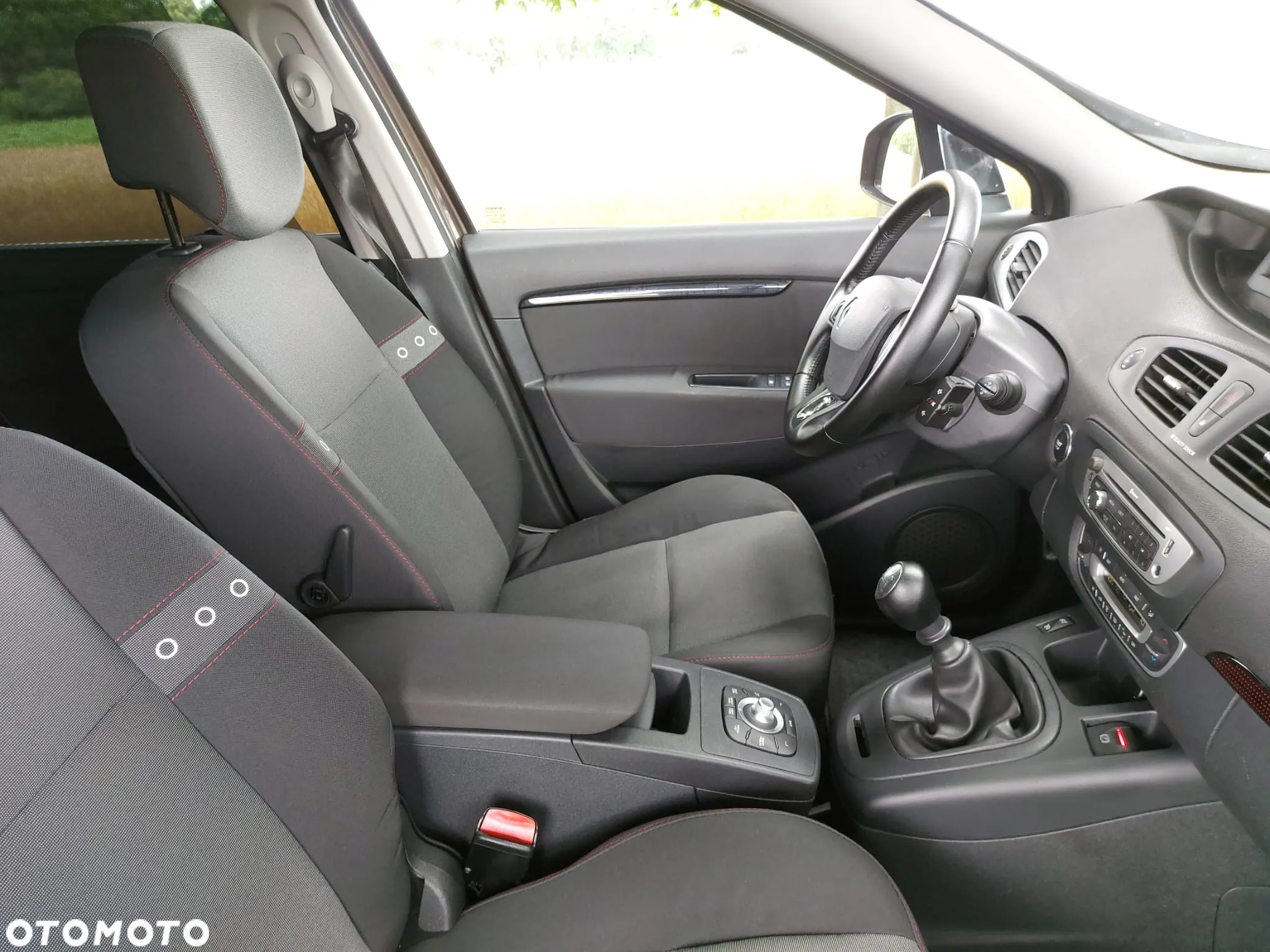 Renault Scenic ENERGY TCe 115 S&S LIMITED - 23