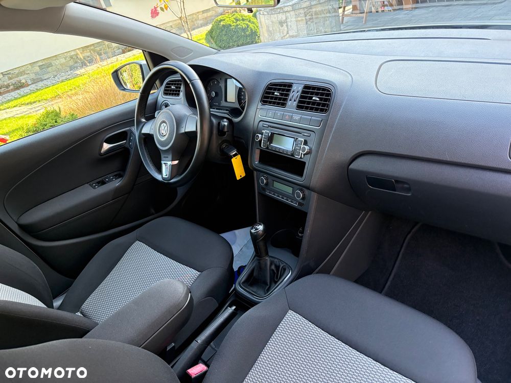Volkswagen Polo - 7