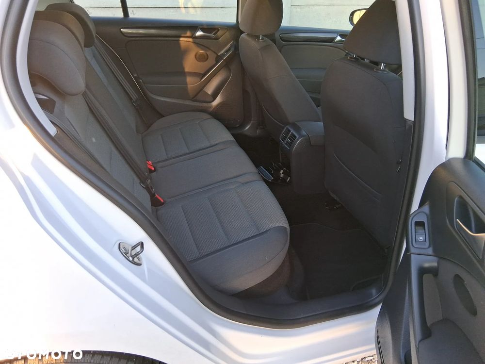 Volkswagen Golf 1.2 TSI MATCH - 15