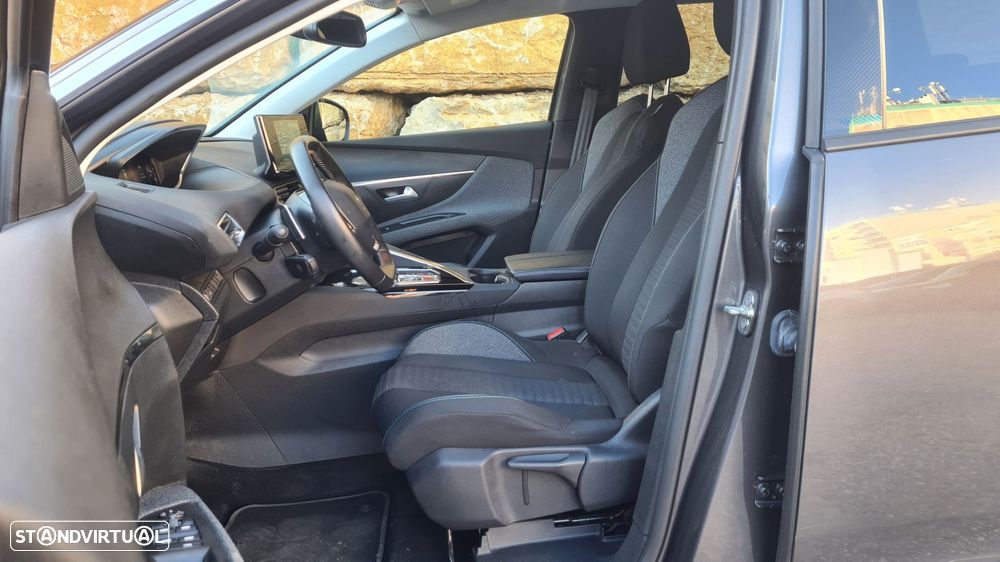 Peugeot 5008 - 40