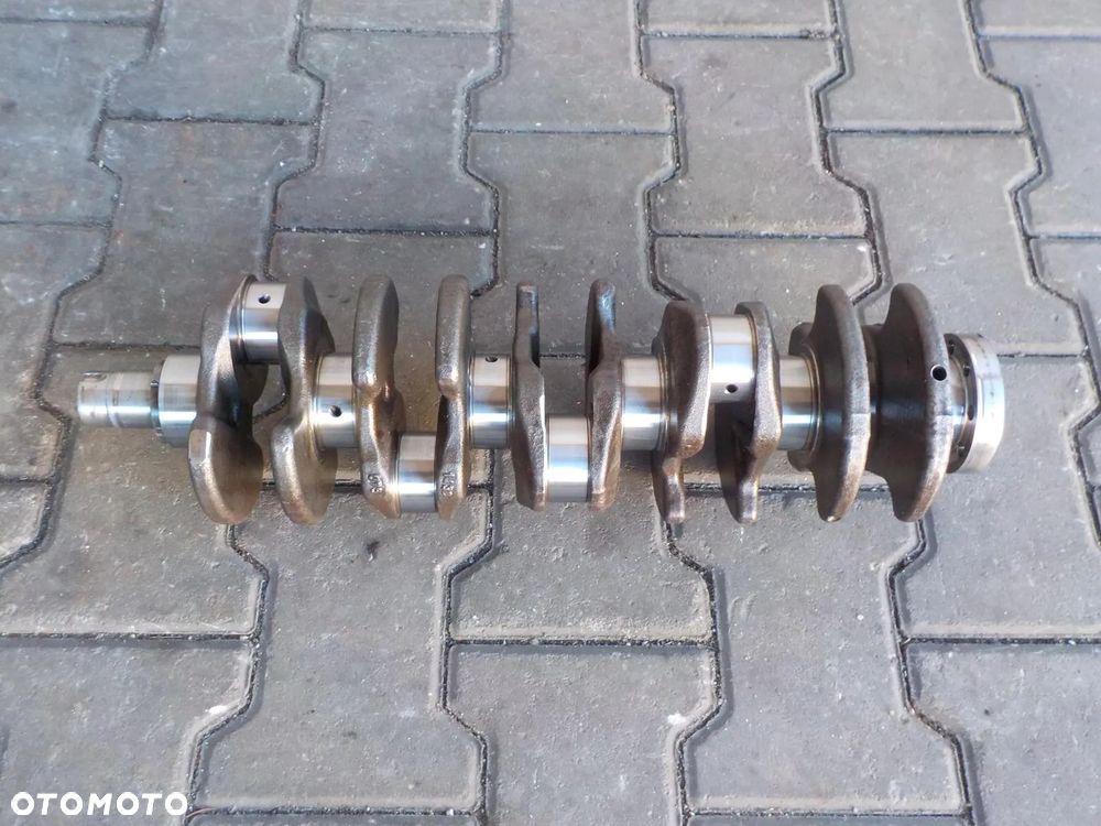 CRAFTER 2.5 TDI WAŁ KORBOWY  BJL BJK BJM - 1