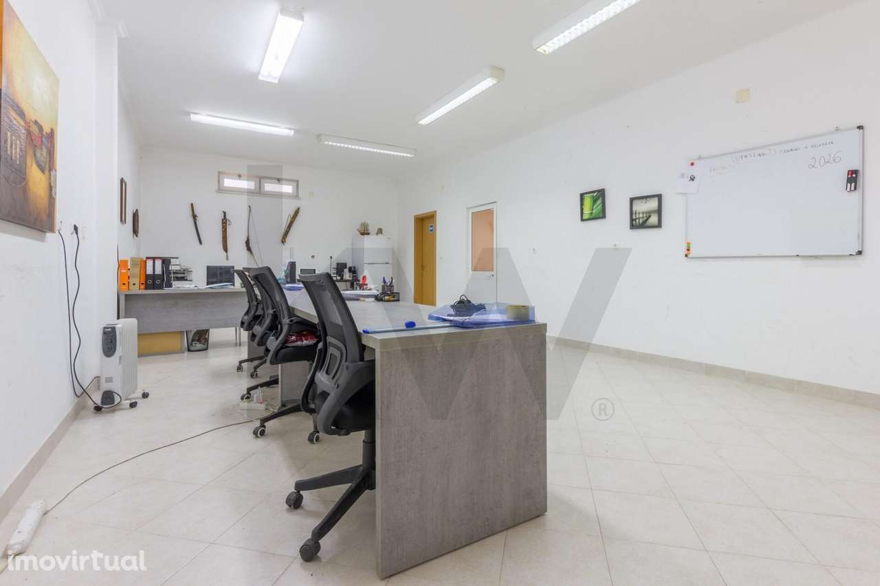 Espaço Comercial com 116,60 m2 na Quinta do Conde – Pinhal do General - Grande imagem: 4/17