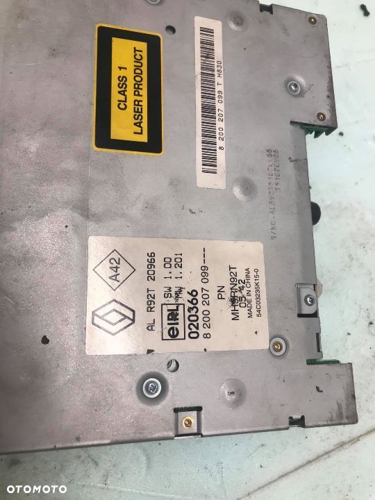 RADIO RENAULT ESPACE IV 8200207099A - 1