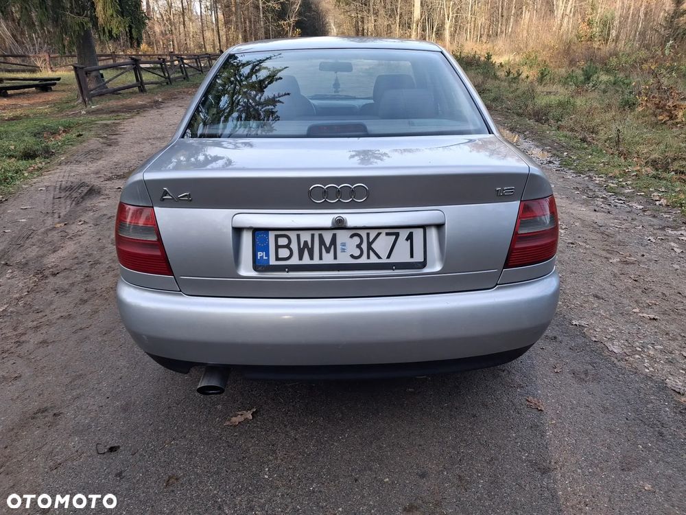 Audi A4 Limousine 1.8 - 3