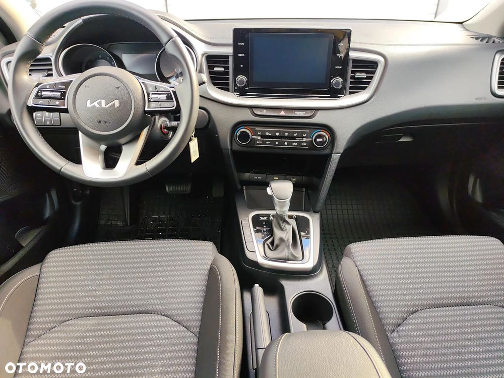 Kia XCeed 1.5 T-GDI M DCT - 13