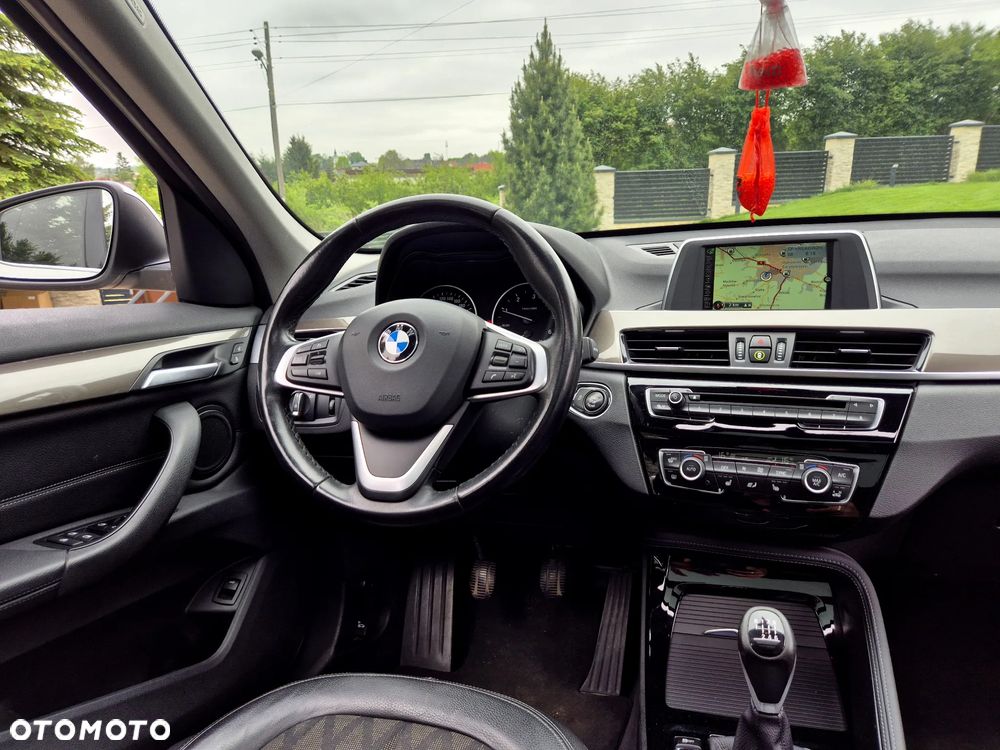 BMW X1 sDrive18d xLine - 7