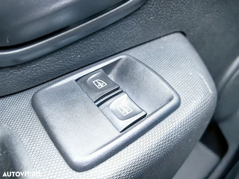 Dacia Logan ver-tce-90-mt5-comfort - 23