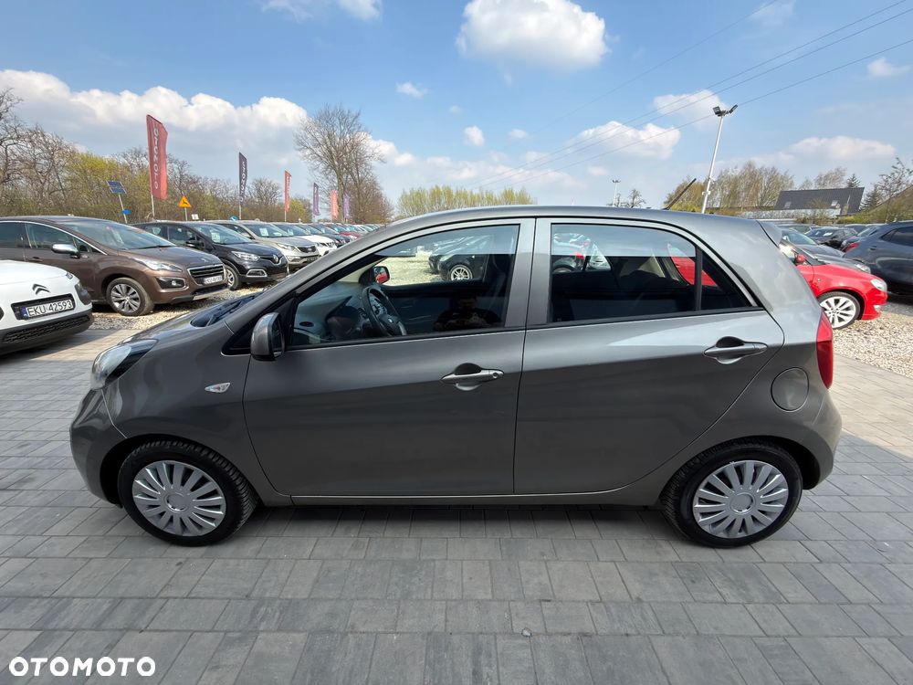 Kia Picanto 1.0 Fifa World Cup Edition - 15