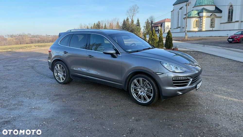 Porsche Cayenne - 5
