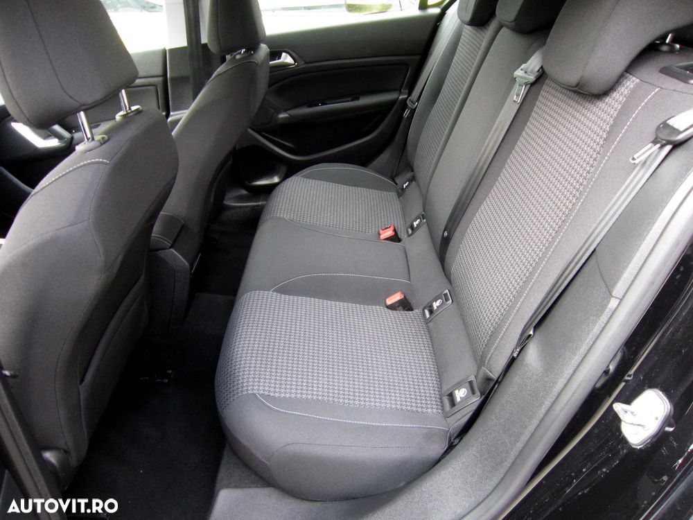 Peugeot 308 BlueHDi 130 EAT8 Stop & Start Active Pack - 8