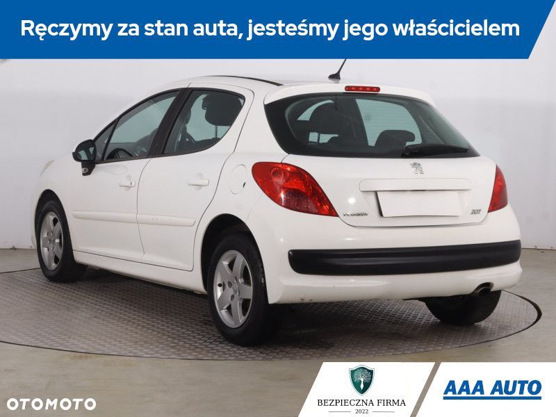 Peugeot 207 - 6